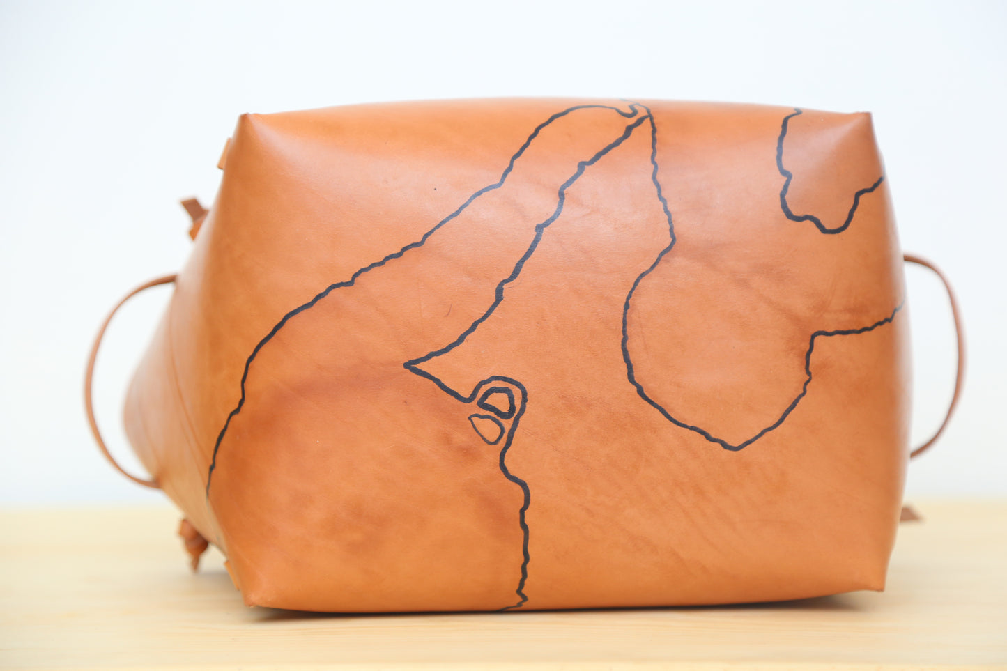 Flood no.1! Small leather basket