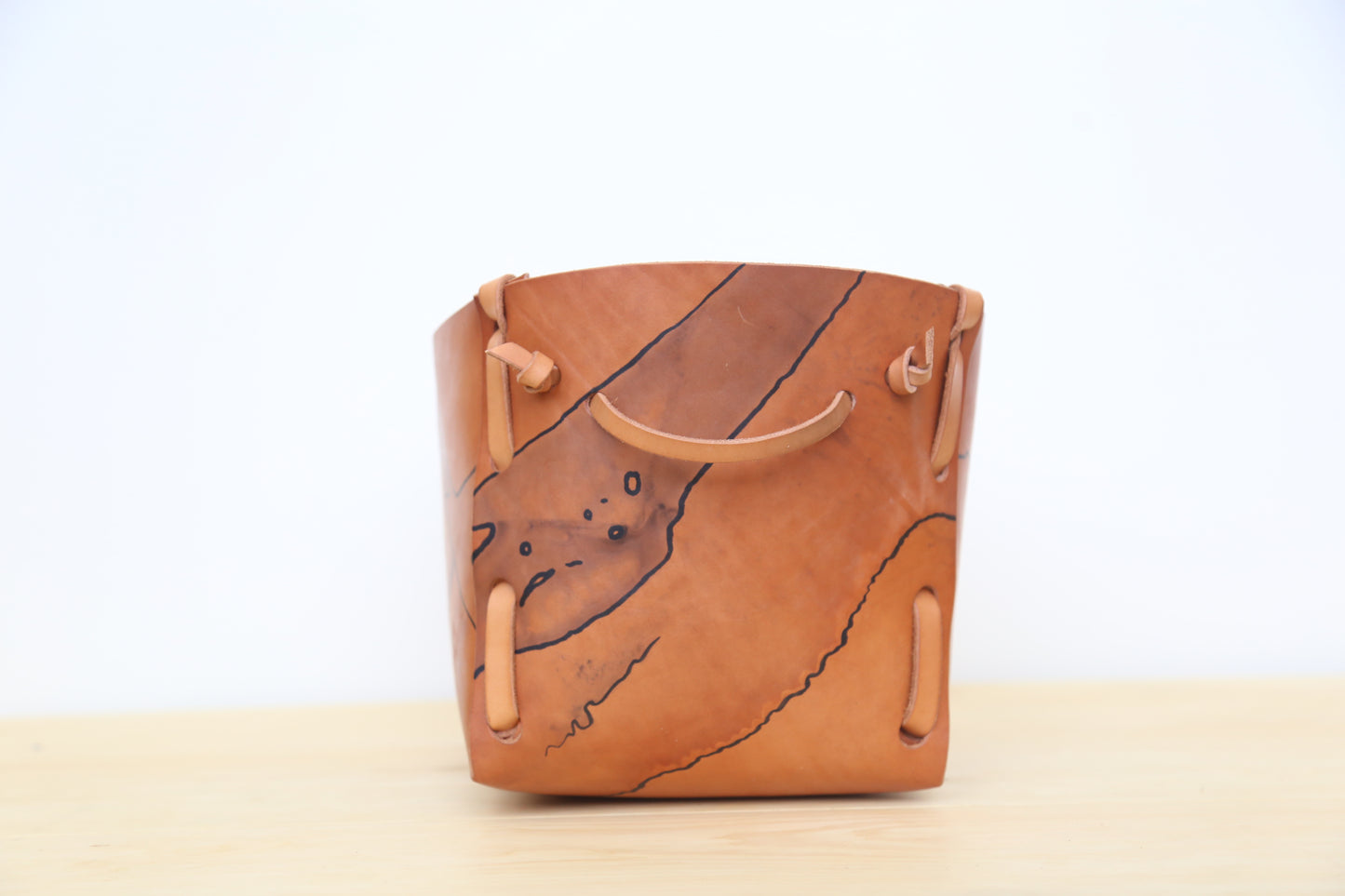 Flood no.2! Small leather basket