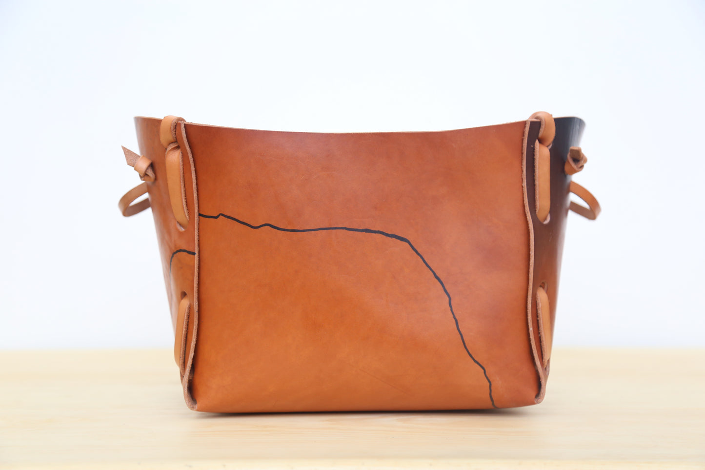 Flood no.2! Small leather basket